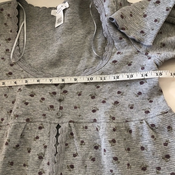 Kirious Los Angeles Floral Babydoll  Waffle Knit Long Sleeves Crop Top Size S - Picture 10 of 11